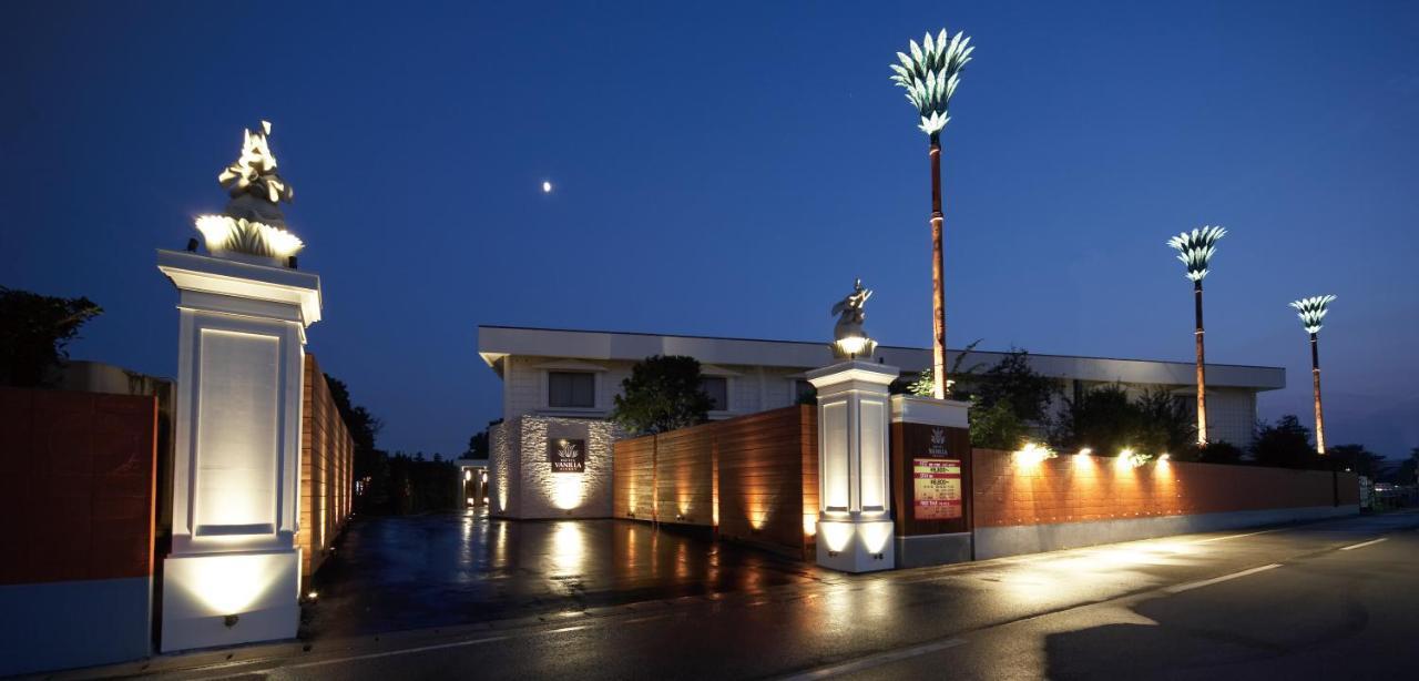 Le Ciel Spa & Resort (Adults Only) Tsurugashima Bagian luar foto
